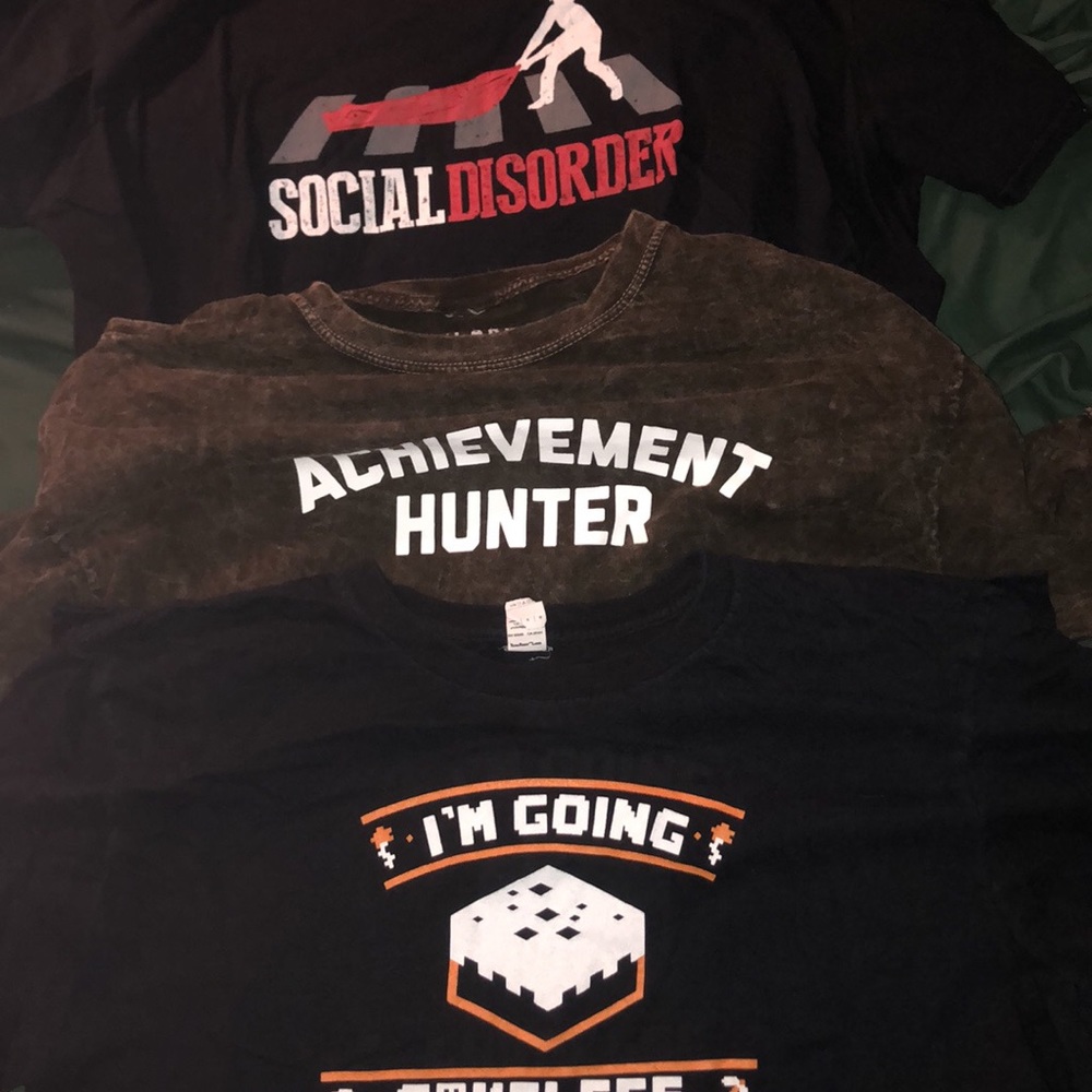 Rooster Teeth Merch - Picture 4 of 12